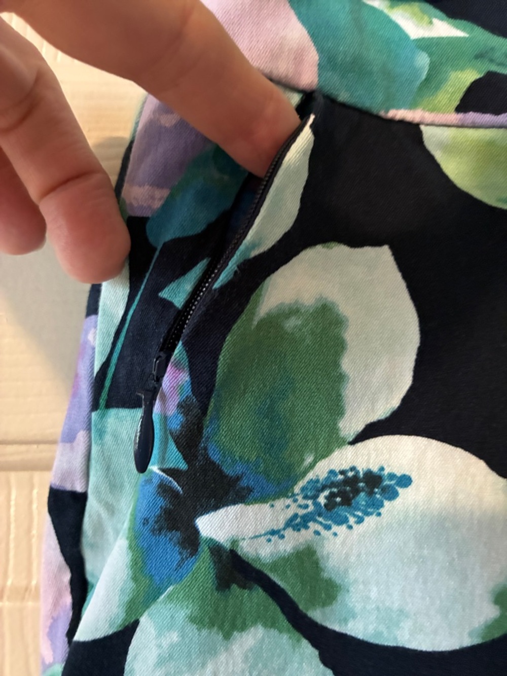 Soft Surroundings Navy Floral Capri Pants with Teal & Lavender Blooms - Picture 4 of 6